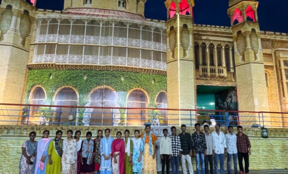 COF College students at a local Fair